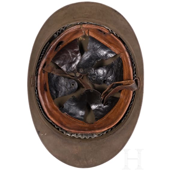 Stahlhelm &bdquo;Adrian" M 15 f&uuml;r Mannschaften der belgischen Armee
