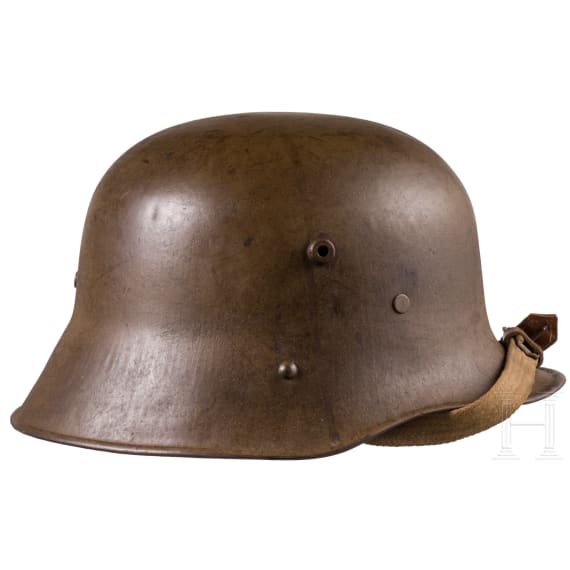 A steel helmet M 17