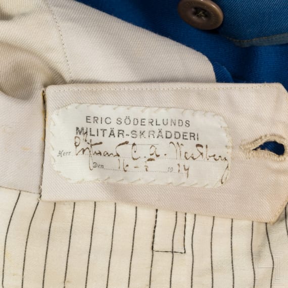 Zwei unterschiedliche schwedische Uniformhosen, um 1914