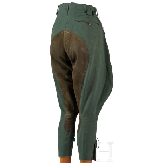 Feldgraue Stiefelhose f&uuml;r Angeh&ouml;rige der berittenen Truppen, 1. H&auml;lfte 20. Jhdt.