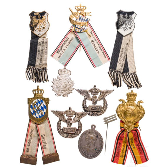 Sammlung von Anstecknadeln, Gefechtsspangen, Mitglieds- und Dienstabzeichen, usw. , 19./ 20. Jhdt.