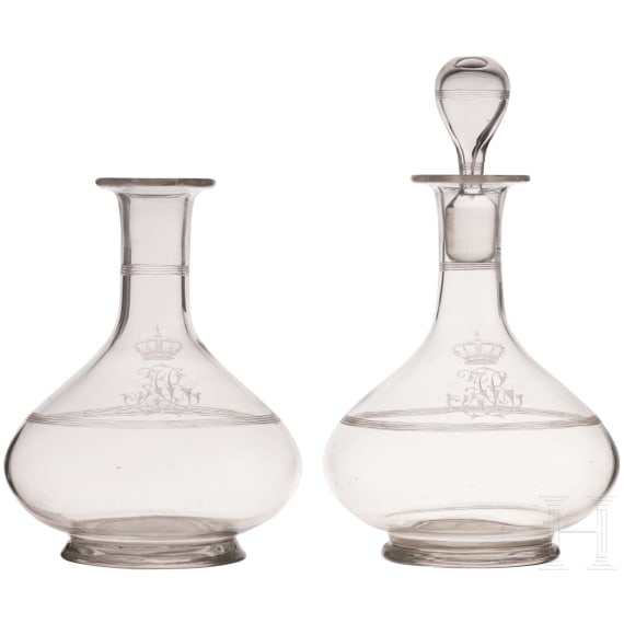 Prinz und Prinzessin Alfons von Bayern - zwei Rotwein-Karaffen