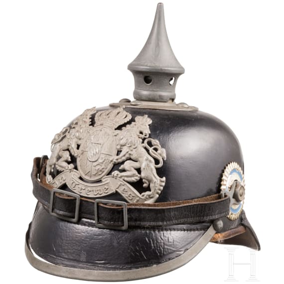 A helmet M 1915 for enlisted men of the Bavarian Line Infantry