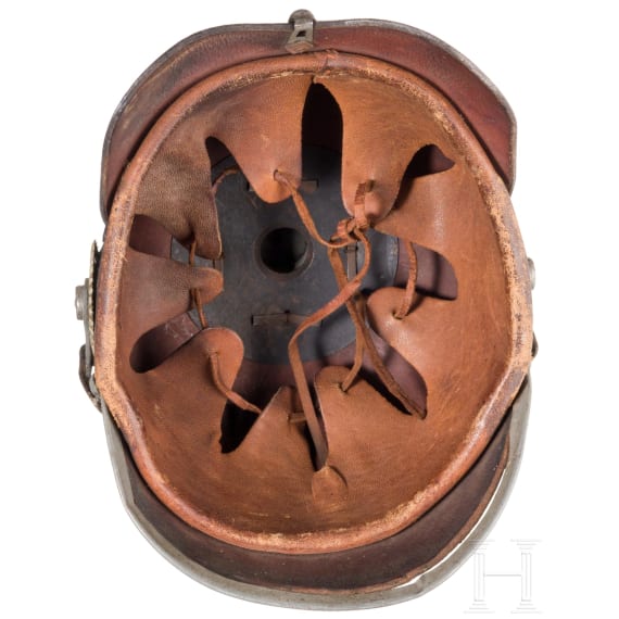 A helmet M 1915 for enlisted men of the Bavarian Line Infantry