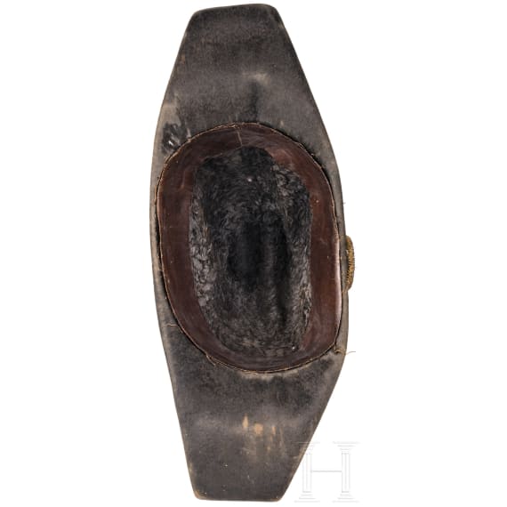 An early bicorne hat for civil servants and two shoulder pieces, 2nd half of the 19th century