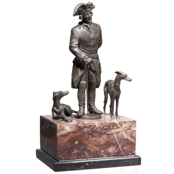 Friedrich der Gro&szlig;e mit seinen Windspielen - dreiteilige Bronzeskulptur