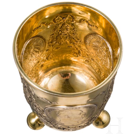 Silbervergoldeter M&uuml;nzbecher auf das Dreikaiserjahr 1888