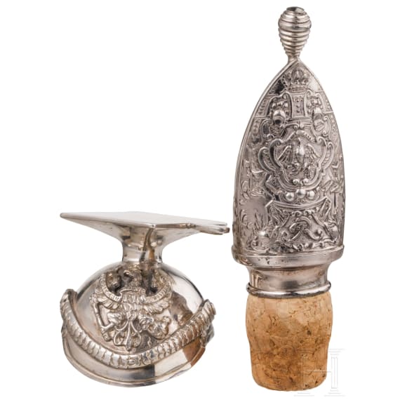 Zwei Miniaturhelme aus Silber, um 1900