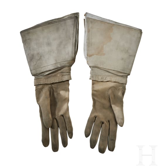 A Prussian Gardes du Corps GDC Gala NCO Mallets, Gauntlets and Horse Drum Blanket