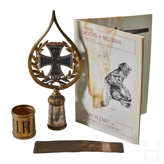 Preu&szlig;ische Standartenspitze, Fahnenring und Pr&auml;sentationsplakette f&uuml;r das Husaren-Regiment 1