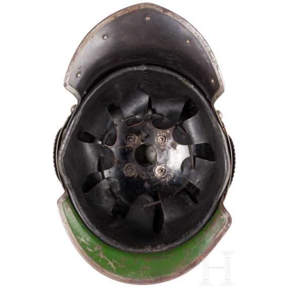 Helm f&uuml;r Mannschaften der J&auml;ger zu Pferde, datiert 1915