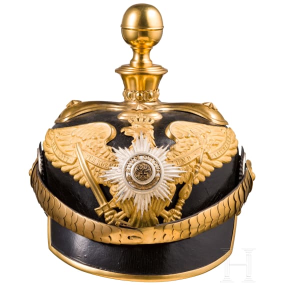 Generalshelm M 1889 in der Trageweise ab 1897 f&uuml;r Generale der Artillerie