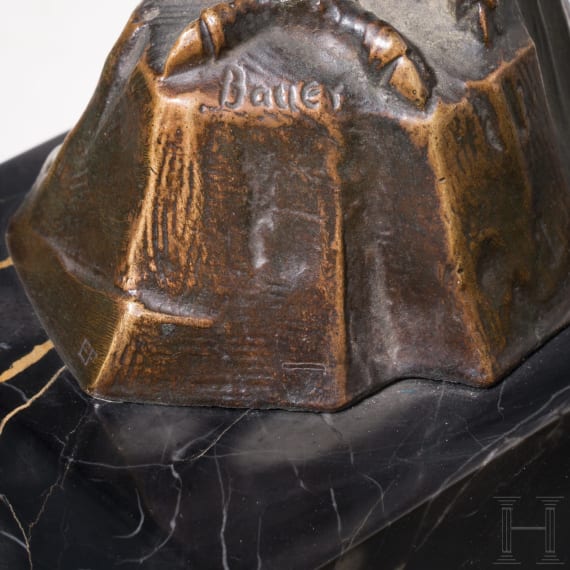 Hans Bauer- Bronzeskulptur eines auffliegenden Adlers