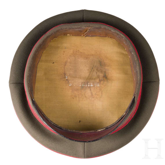 Zwei Schirmm&uuml;tzen f&uuml;r s&auml;chsische Beamte um 1900
