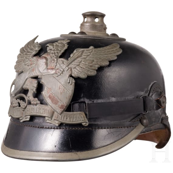 Zwei Helme f&uuml;r Mannschaften