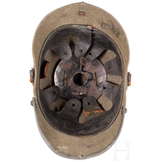 Ersatzhelm aus Filz f&uuml;r Mannschaften der Artillerie, datiert 1915