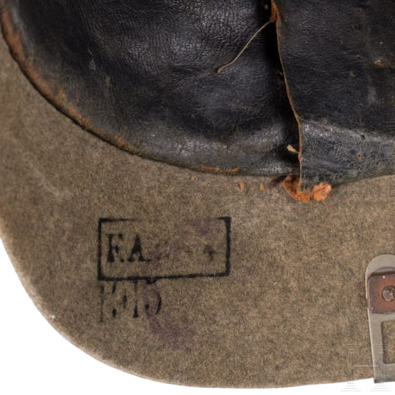 Ersatzhelm aus Filz f&uuml;r Mannschaften der Artillerie, datiert 1915