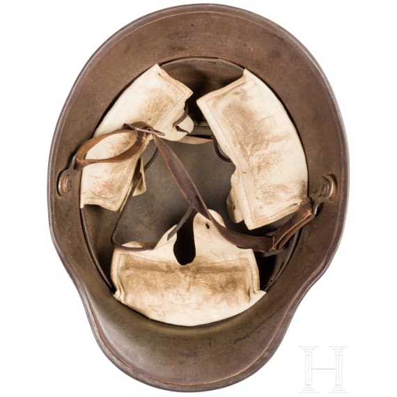 Stahlhelm M 1916/17 mit Mimikry-Tarnanstrich