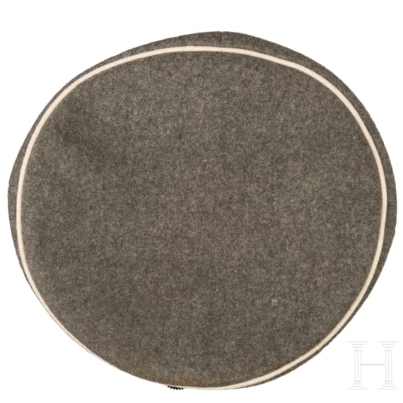 Three field caps for members of the 1st Leib-Hussars Regiment, from 1907 onwards