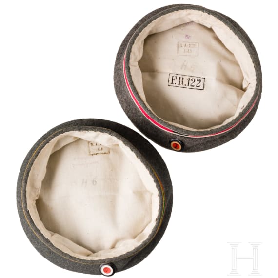 Four field caps for members of the cavalry, from 1907 onwards