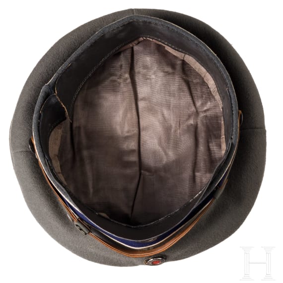 Five field caps for members of the cavalry, from 1907 onwards