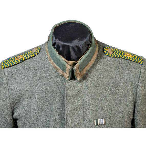 A field-grey tunic for NCO&acute;s in the 9th Prussian Hussar Regiment