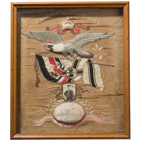 A Chinese silk embroidery picture and a wooden eagle, 1st half 20th century