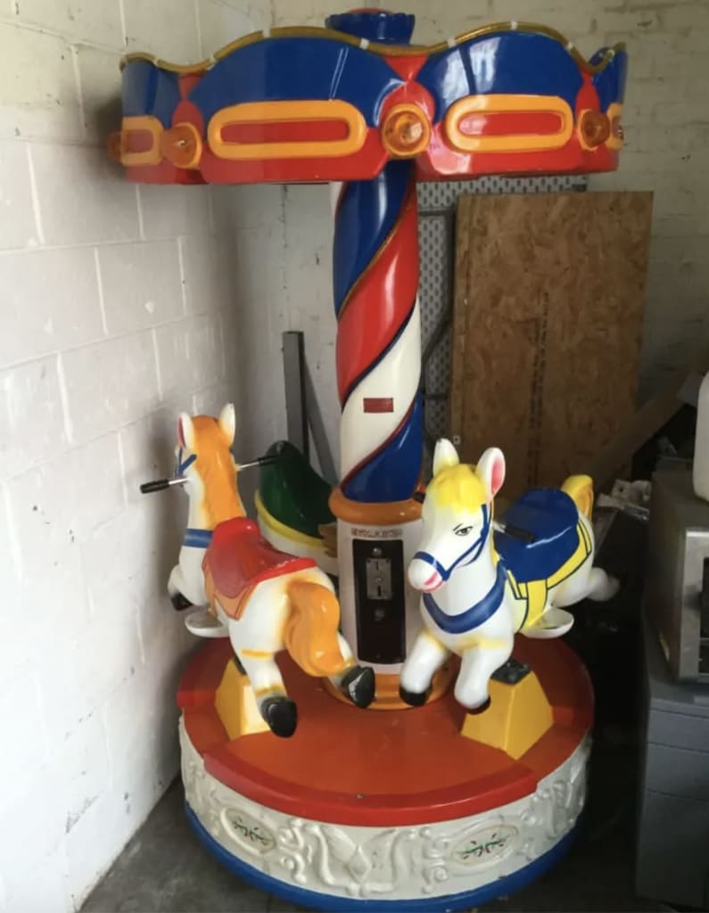 Excellent Selection of Jukeboxes, Children’s’ Rides, Arcade Machines, Vintage / Historical Items & More