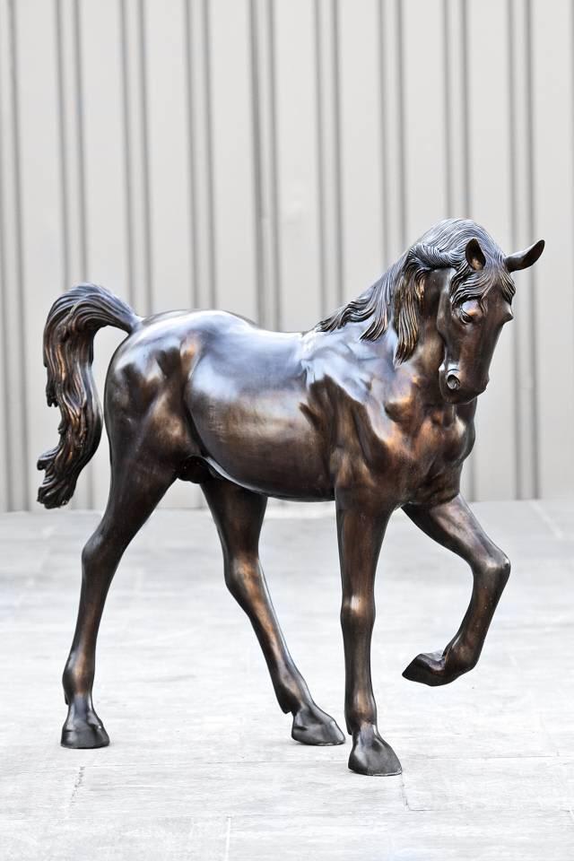 Decorative Garden Ornaments & Statues, Patio Furniture, Gazebos, Oak Beams, Security Fencing, Warehousing Equipment
