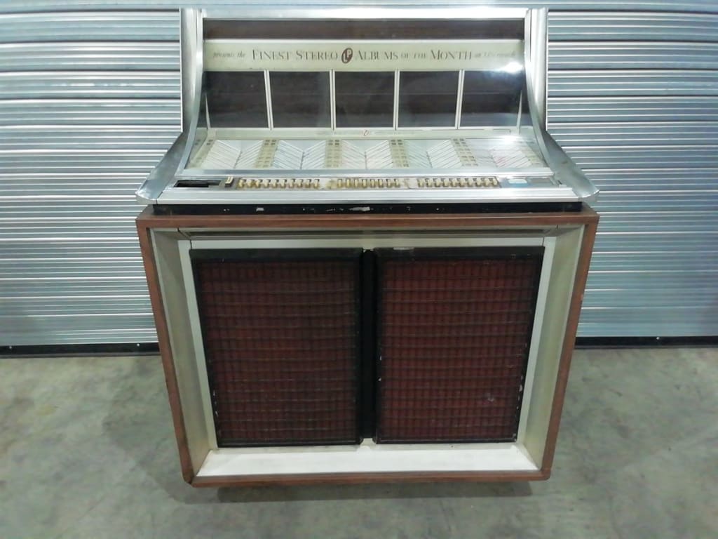 Jukeboxes, Children’s Carousels, Arcade Machines, Vintage/Historical Items, LP’s & More.