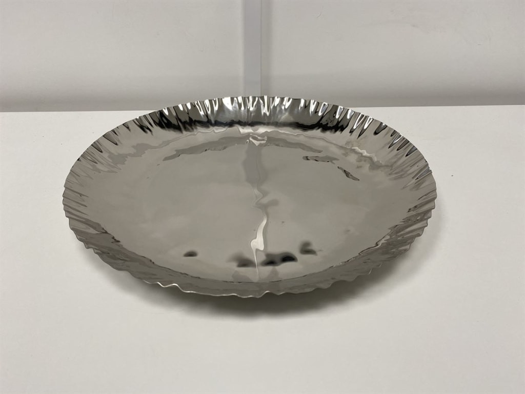 Excellent Selection of Furniture Showroom Decorations & Accessories to include Dining Sets, ALESSI Utensils & More