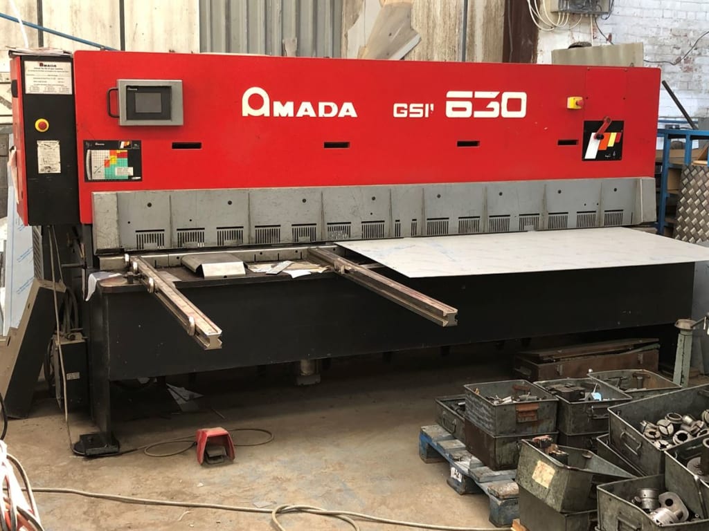 Engineering Machinery, Tools, Snap On Tool Boxes, Lathes, CNC Guillotines, Milling Machines & More