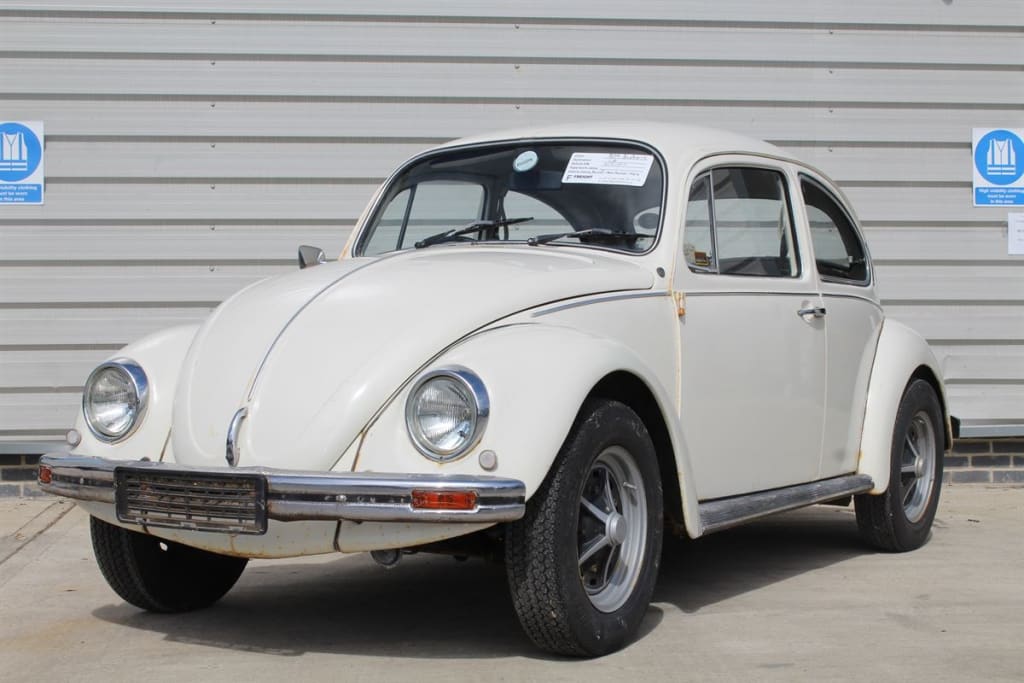 Excellent Selection of Classic and Vintage Cars to include Ferrari, Jaguar, BMW, Fiat, Ford, Maserati | NO VAT ON HAMMER