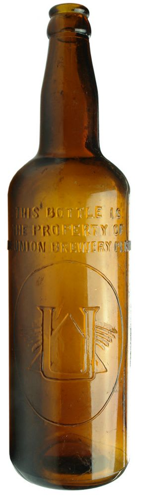 Union Brewery, Perth, Winged U trade mark, 26 ounce amber crown seal beer.