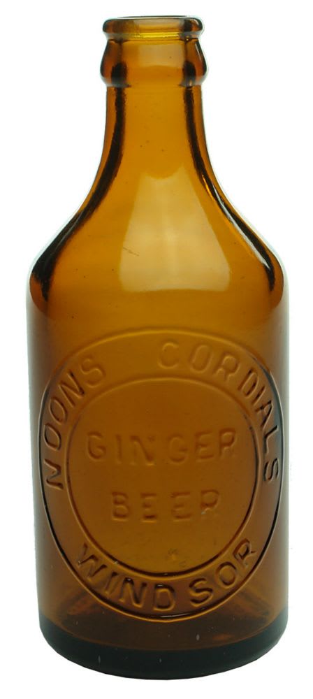 Ginger Beer. Glass. Noons, Windsor. Amber. Dump.