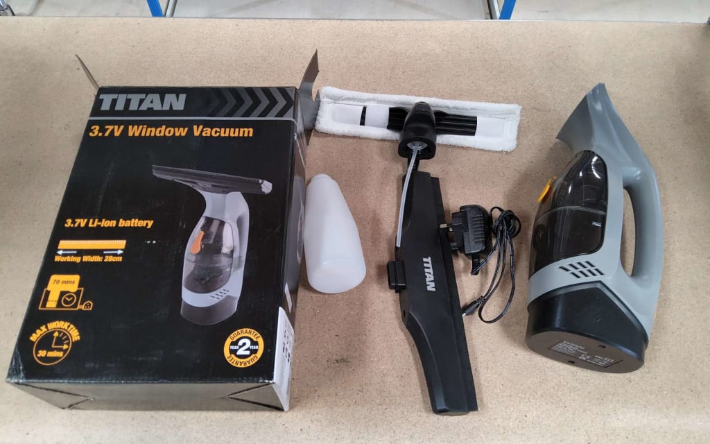 Large Selection of Customer Returns Tools and Associated Equipment to include Power Tools, Ancilleries & More