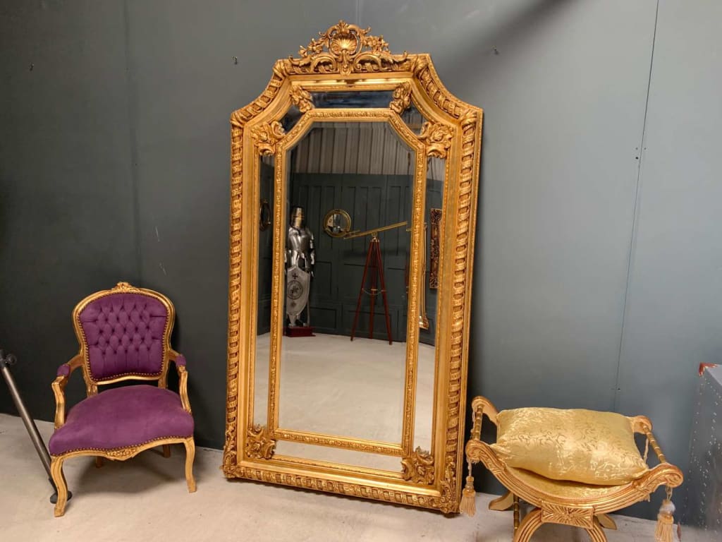 Antique Furniture, Mirrors, Wooden Signs, Garden Decorations, Homeware, Pizza Ovens & More