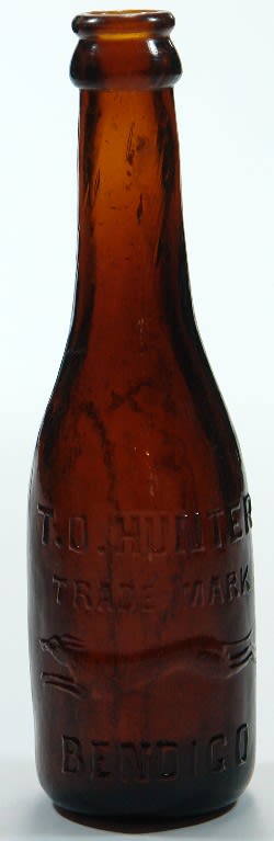 Hunter Bendigo Greyhound Amber Glass Crown Seal Bottle