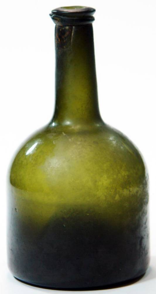 Pontil Base Mallet Shape Wine Bottle
