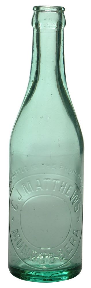 Matthews Mundubbera Old Crown Seal Lemonade Bottle