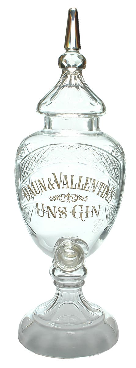 Daun Vellentin Lambeth Distillers Crystal Display Decanter