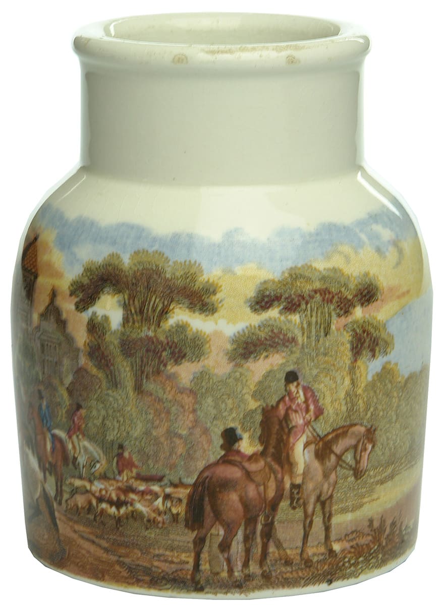 Hunt Scene Pratt Pot