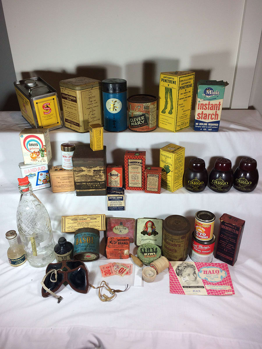 Collection Vintage Antique Packaging