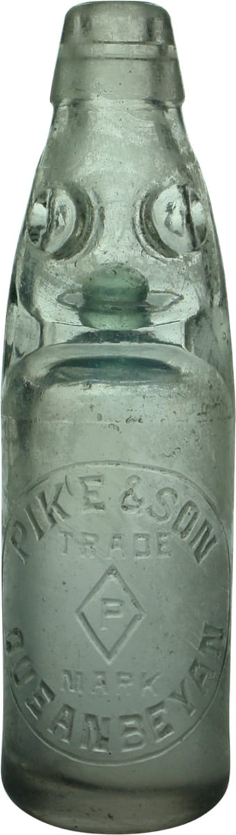 Pike Queanbeyan Diamond Amethyst Glass Bottle