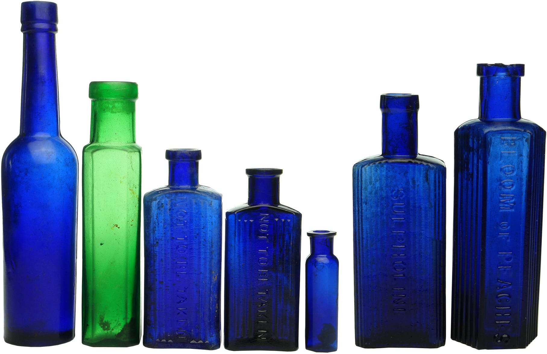 Collection Antique Bottles