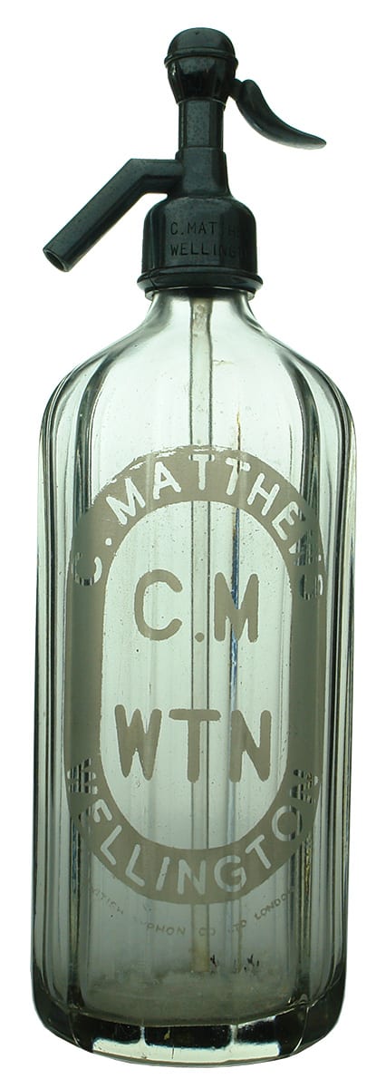 Matthews Wellington British Syphon Company Bottle