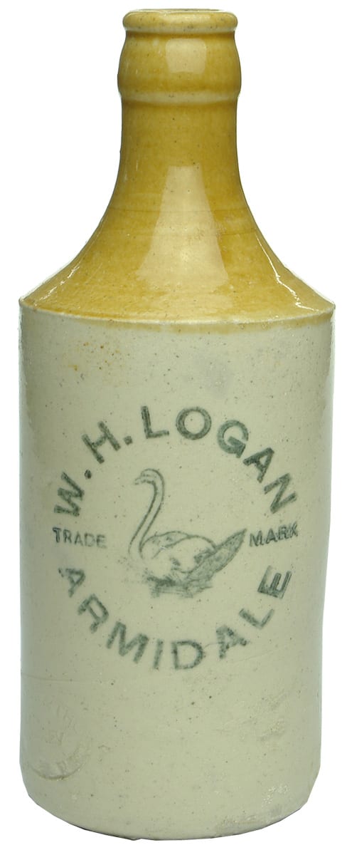 Logan Armidale Swan Ceramic Crown Seal Bottle