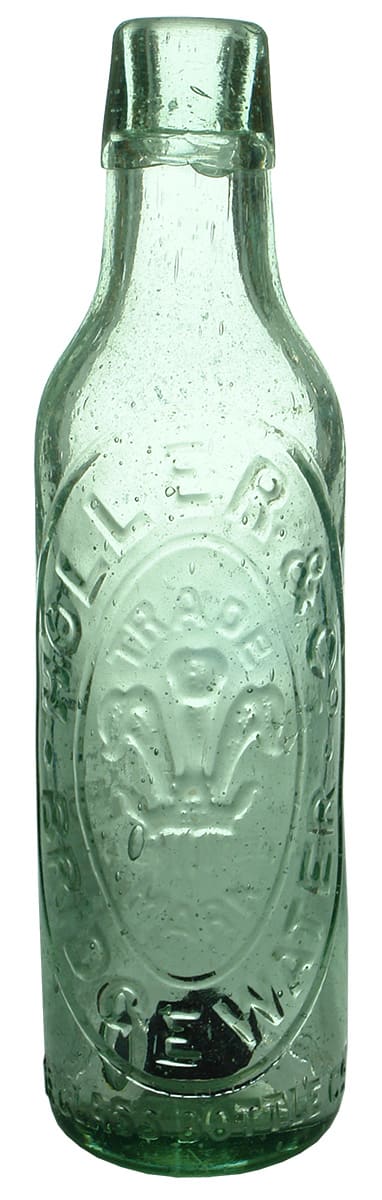 Holler Bridgewater Fleur De Lys Antique Lamont Bottle