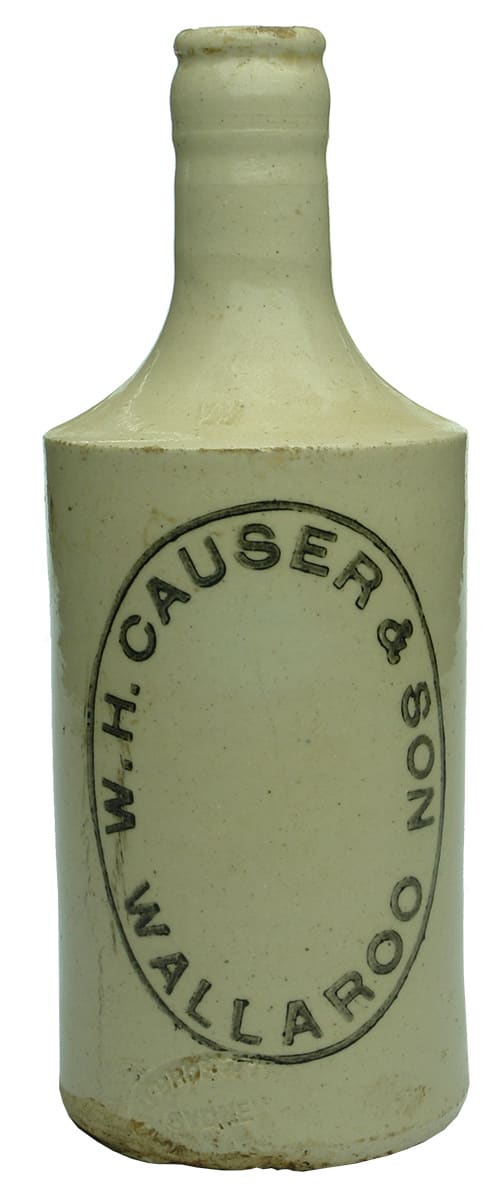 Causer Wallaroo Stoneware Crown Seal Ginger Beer Bottle