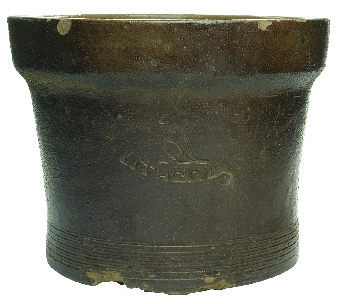 Kangaroo Lithgow Pottery